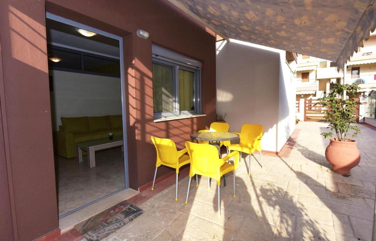 Elia Beach Modern Suites Flogita Extérieur photo